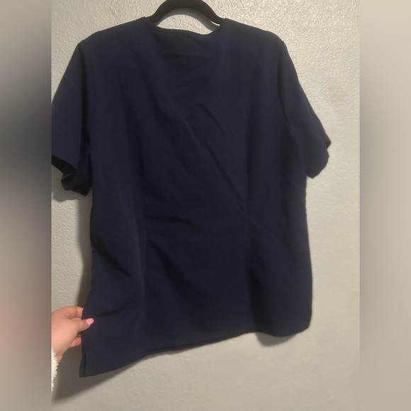 Figs navy blue two piece set - Picture 15 of 15